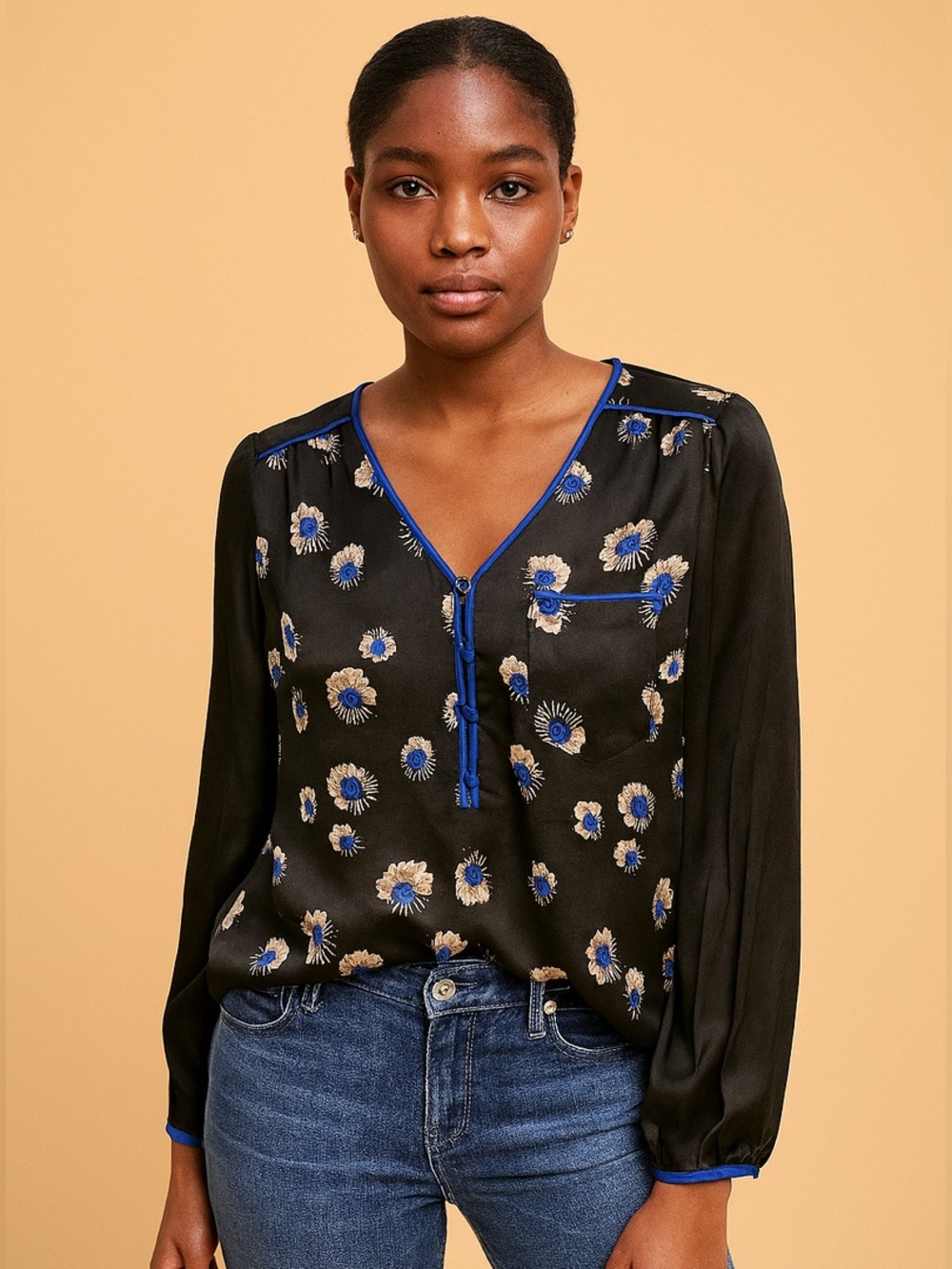 💙Rebecca Taylor💙 Black Floral V-Neck Blouse with Blue Trim.